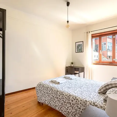 Sunny House #1 - Center Apartment *